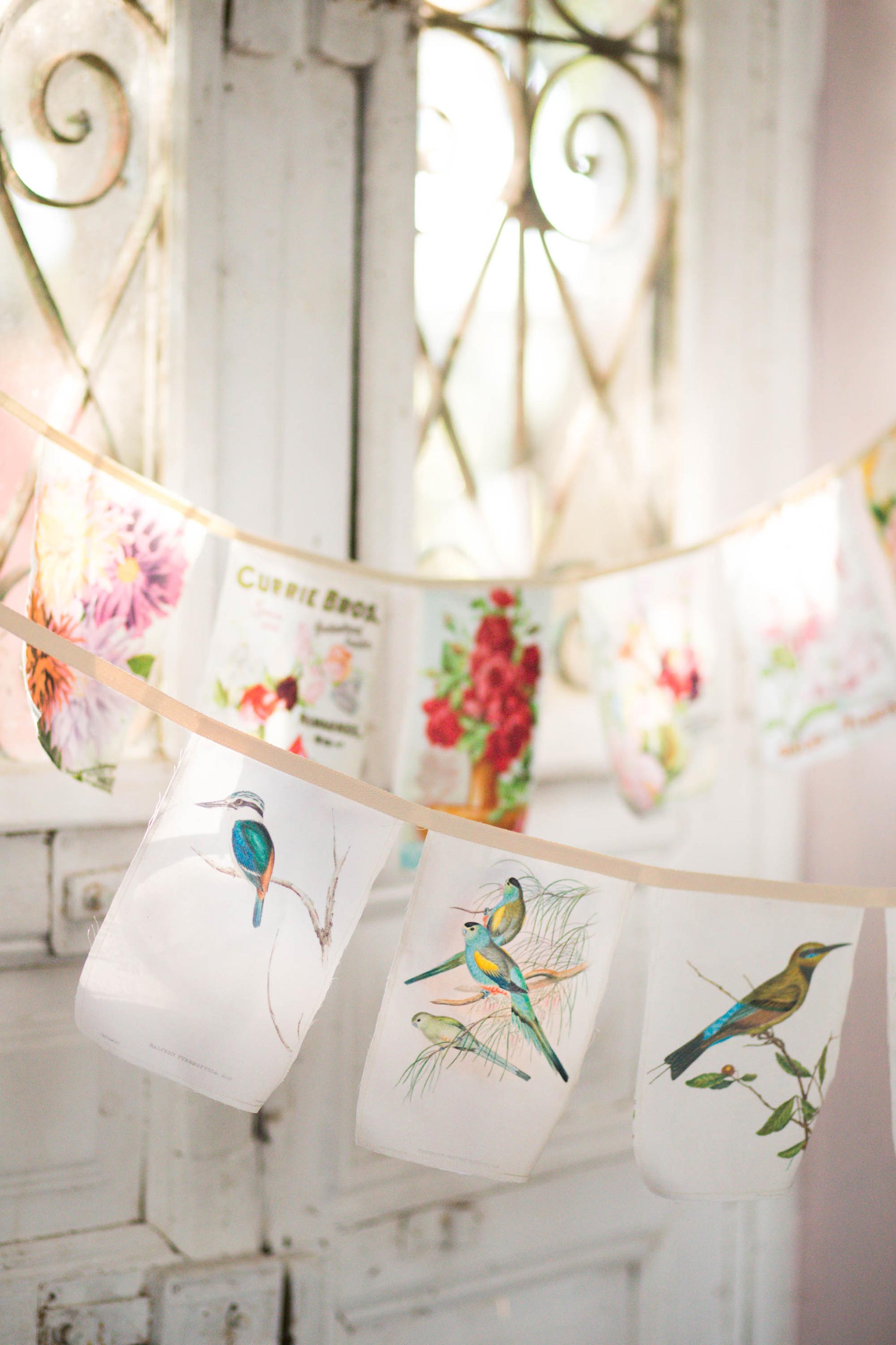 Australian Birds garland *organic cotton