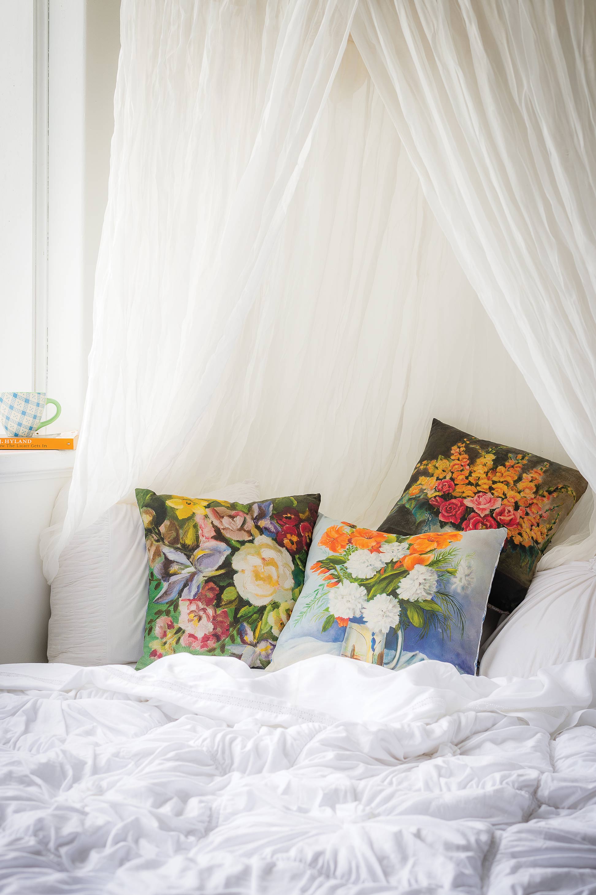 Floral cushion cover *organic cotton