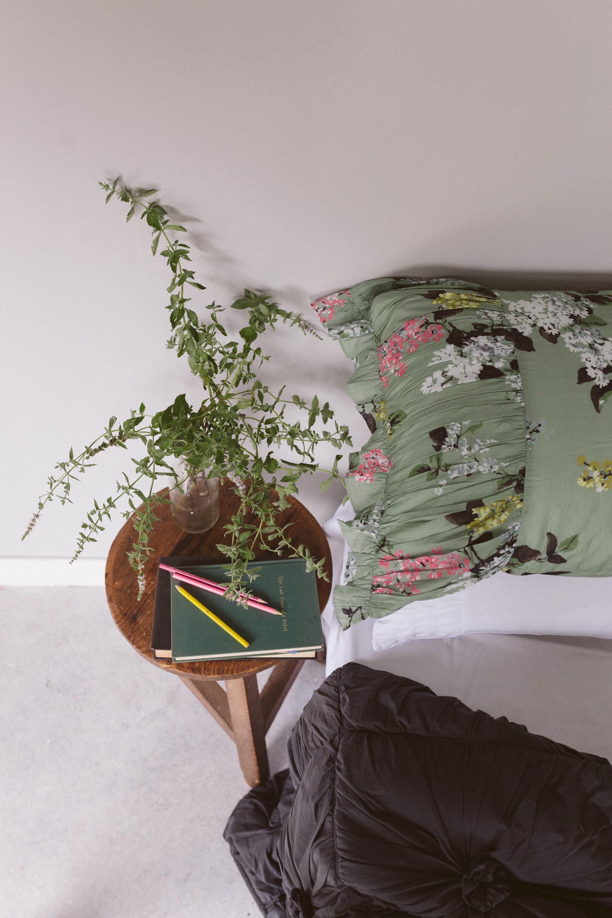 Gathered pillowcase in Blossom *organic cotton