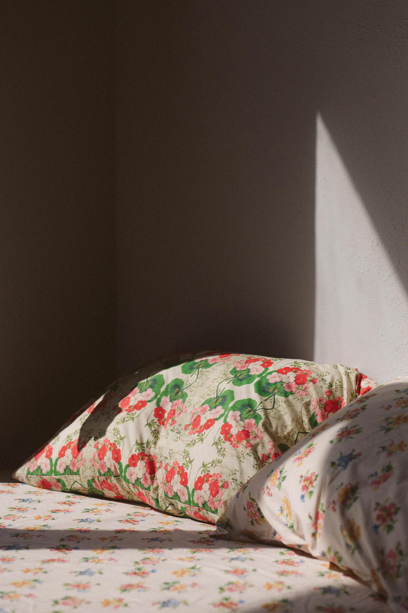 Pelargonium Meadow Sheet Set pillowcase detail