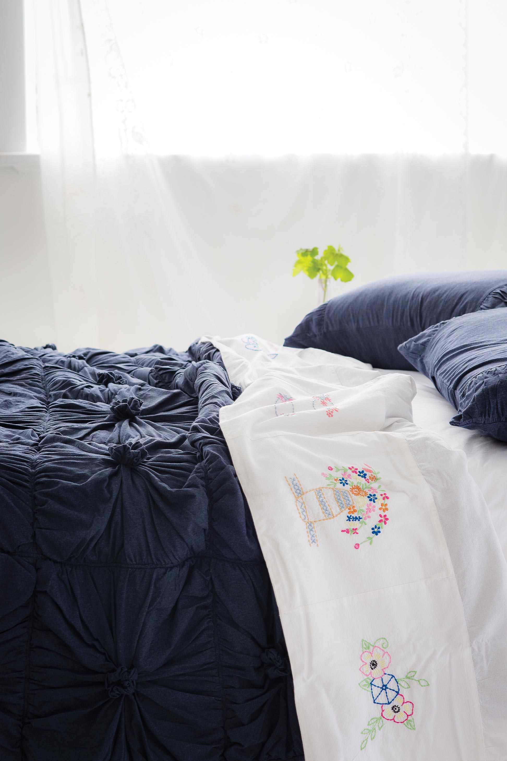 Rosette quilt in Indigo Marle *organic cotton