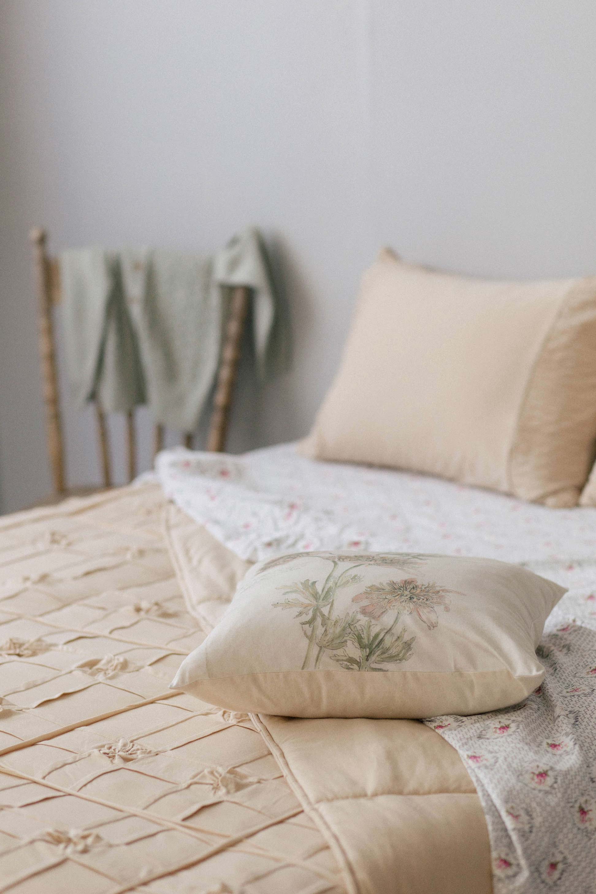 3 Branches with Flowers cushion cover *organic cotton
